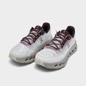 On Cloudtilt Women's Running Shoe - Size 10.5 - Quartz/Pearl - Gently Used